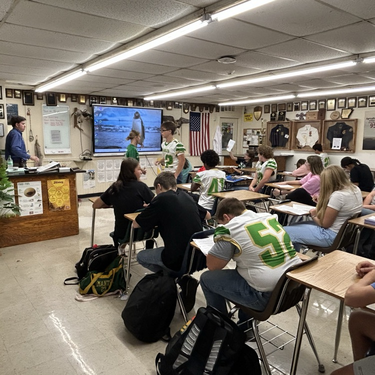 It’s National Teach Ag Day! We are so thankful for our Agricultural educators who do a wonderful job. Our students have great opportunities for hands on learning and skills that will translate to future careers!