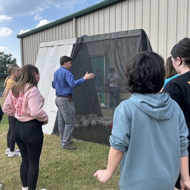 It’s National Teach Ag Day! We are so thankful for our Agricultural educators who do a wonderful job. Our students have great opportunities for hands on learning and skills that will translate to future careers!