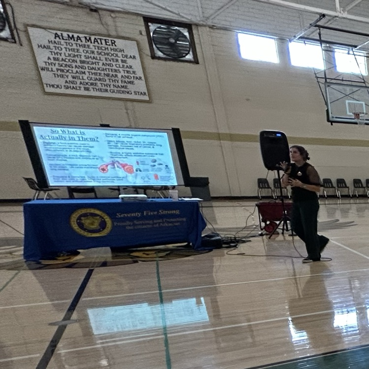 Thank you to Arkansas Sheriffs Association  representative Ms. Townsend for presenting about the dangers and cost of using vapes today to our students. 