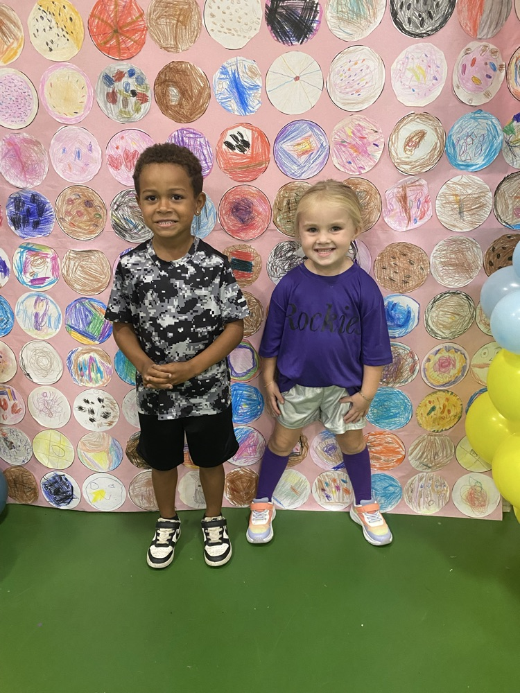 🍪🎨 Cookies, Canvas, and Creativity at GCT Primary! 🎨🍪 Last night was a masterpiece in the making! Our families came together to paint, snack, and share lots of smiles. 🎨