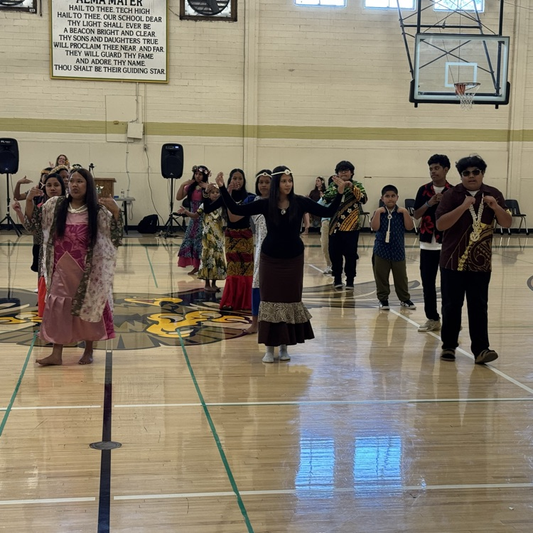 Celebrating Marshallese culture with songs & dancing on Manit Day 9/26/25!  Great Day To Be A Jr Eagle! 🦅 