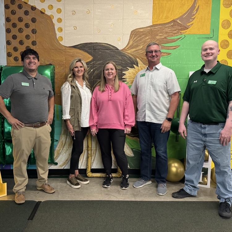 GCTJHS was rated as an “A” school based on academic performance of our students. Congrats to our staff & students for working so hard for us to earn this honor. It’s "A" Great Day To Be A Jr Eagle! 🦅 