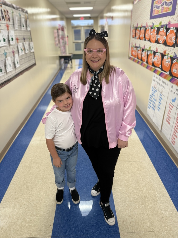 We made it to the Fabulous 50s! Soda floats, Sock Hop, Soda Float questioning, snacks of the 50s and more! Learning in the 50s is fun!!