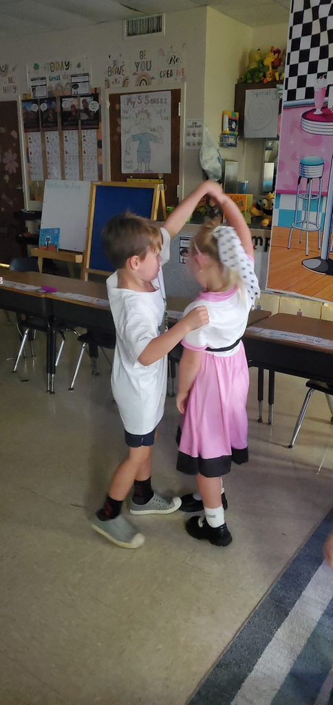 We made it to the Fabulous 50s! Soda floats, Sock Hop, Soda Float questioning, snacks of the 50s and more! Learning in the 50s is fun!!