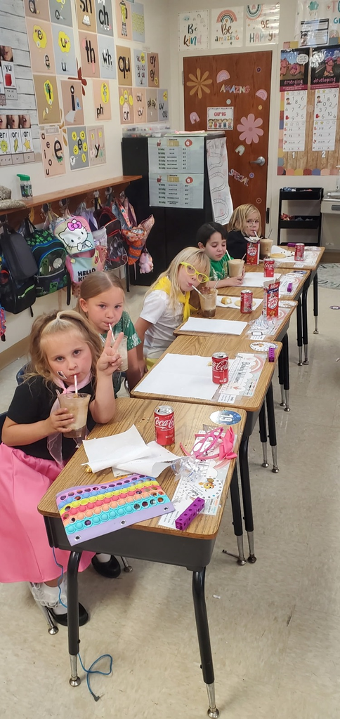 We made it to the Fabulous 50s! Soda floats, Sock Hop, Soda Float questioning, snacks of the 50s and more! Learning in the 50s is fun!!