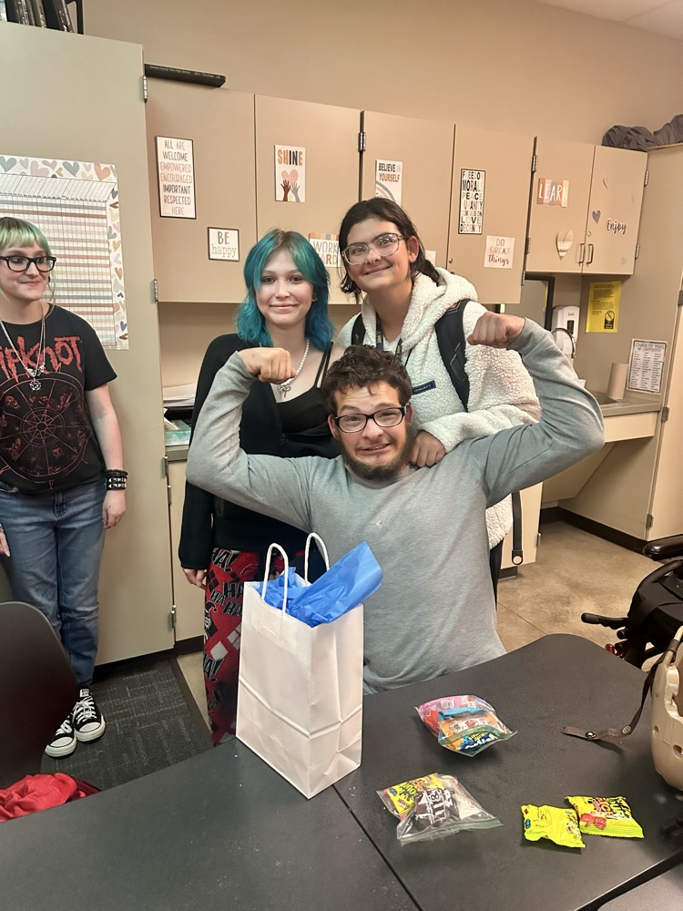 Pay it Forward Club students