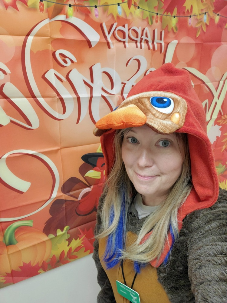 Mrs. Melissa's class finished the day getting ready for Thanksgiving with Teen Number Turkeys and a Charlie Brown Thanksgiving feast! Plus doesn't everyone have a turkey for a teacher?! 