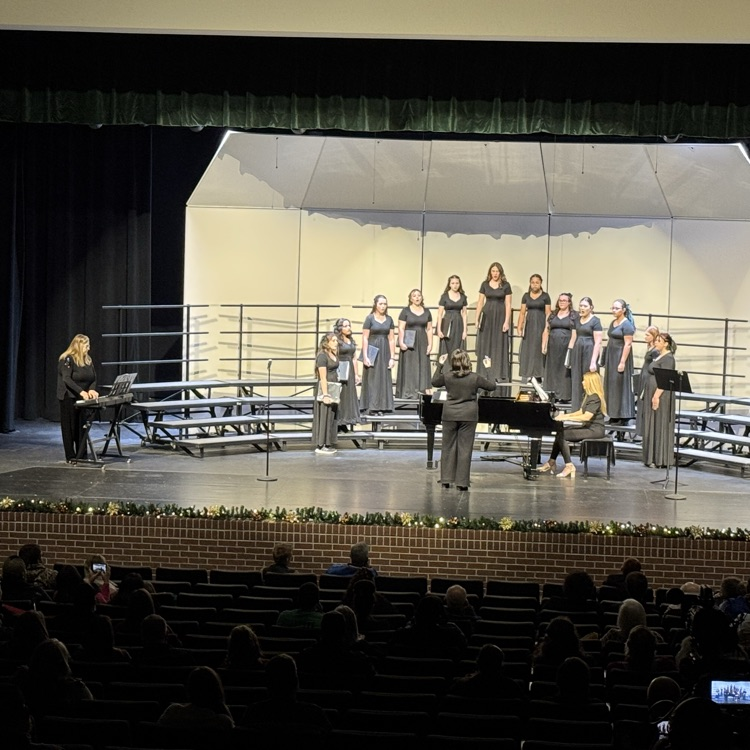 Great job GCTJHS and GCTMS Choirs on a fantastic Christmas Concert. Great Day To Be A Singing Eagle! 🦅 