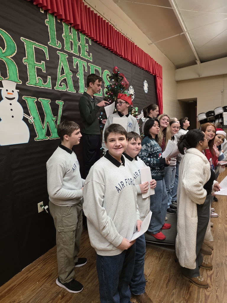 Surprising 2nd Grade with a lunch concert 