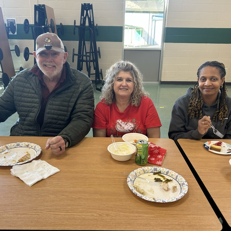 Merry Christmas and Happy Holidays from the GCTJHS Staff. we love our kids and hope everyone has a great holiday season! 