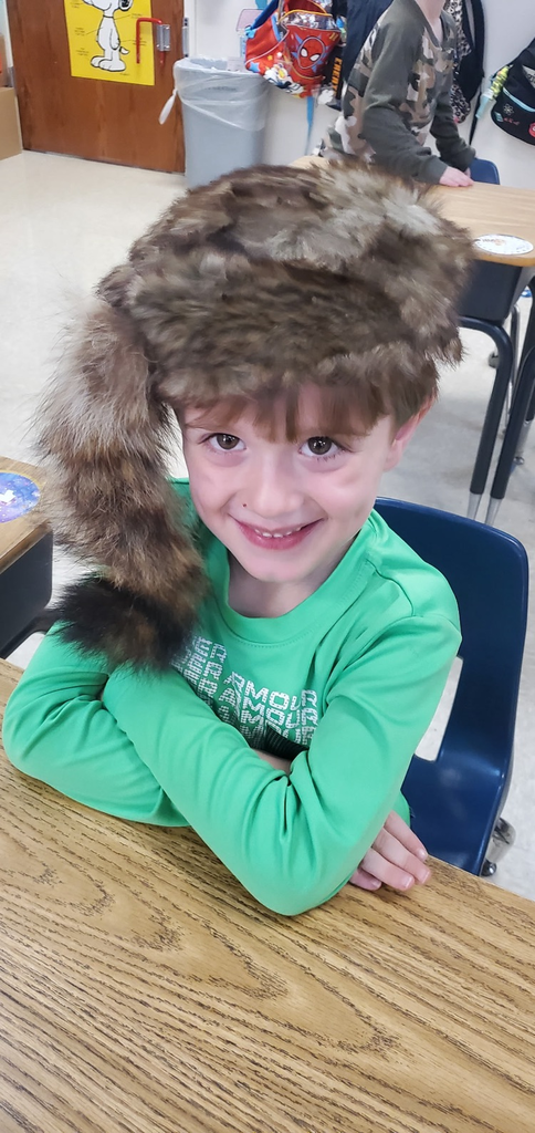 Mrs. Miller's class is working their way through the Knowledge Unit about Native Americans.  We got to see and touch some of the items Native Americans would have made, used, and wore.