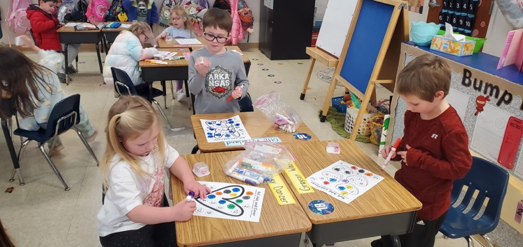 Mrs. Melissa's class took some time to Shake it Up in math... shaking dice to combine addends to find the sum and then color!! 