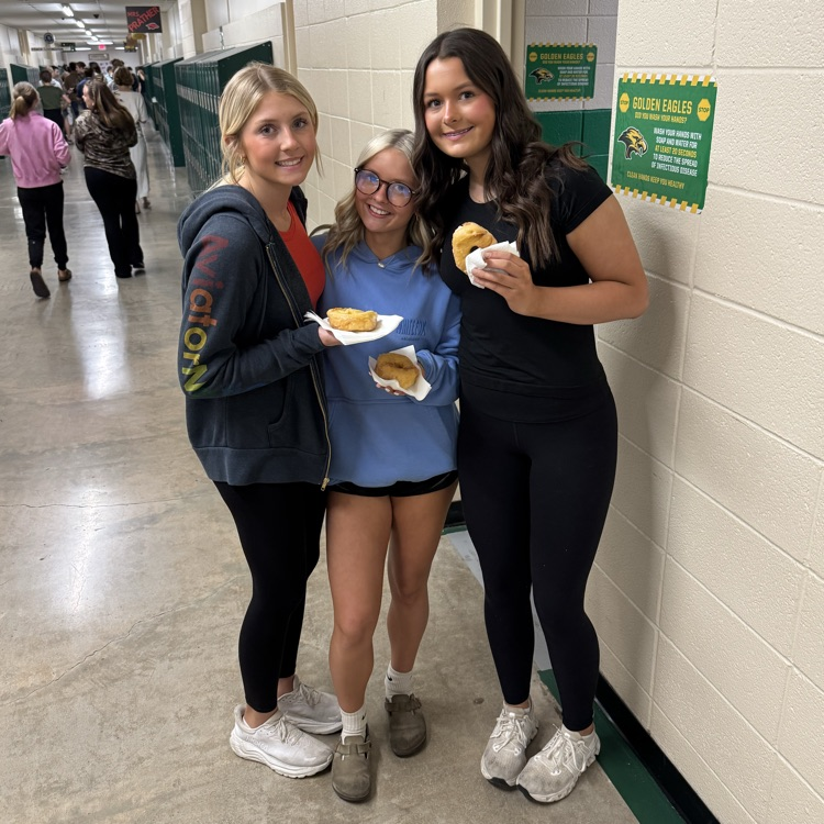 Great Day To Be A Jr Eagle! 🦅 Atlas test day number two. Thank you to Delta and Martin for providing the kids donuts again! 🍩 
