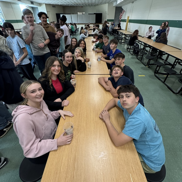 Thank you to 7 Brew Coffee for treating our students to coffees, lemonades, and fizzy drinks as we celebrated their hard work during the first two days of testing. It’s a great day to be a Jr. Eagle! 🦅