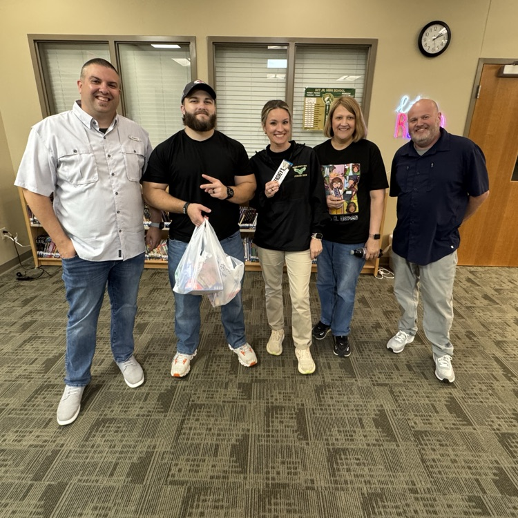 Harvest Baptist thank you for the mid-afternoon snack and drink. You guys rock!  Great Day To Be A Jr Eagle! 🦅 