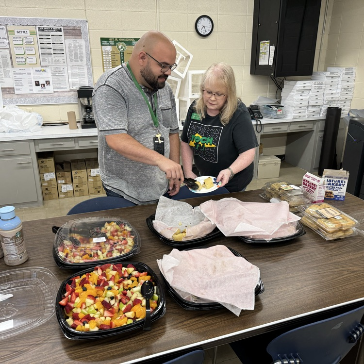 Last day of testing, Waterpark @ Crowley’s Ridge coupons for the kids & Sam’s Sweets and Treats for the Teachers. Great Wednesday @ GCTJHS and always a Great Day to be a Jr Eagle! 🦅