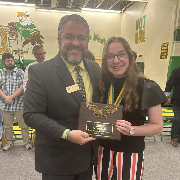 Congrats to our overall Academic Award Winners! 8th - Bentley Noel & 9th - Anna Scrape. Great Day To Be A Jr Eagle! 🦅