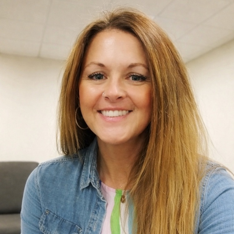 Amber Gould - New GCTJHS Staff Member. Great day to be a Jr Eagle! 🦅 