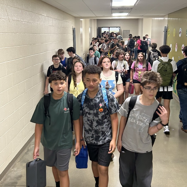 What a GREAT first day of school at GCTJHS! 🦅 Our kids and staff are absolutely awesome! Another great reminder of why it’s a GREAT day to be a Jr. Eagle! 💚💛🦅