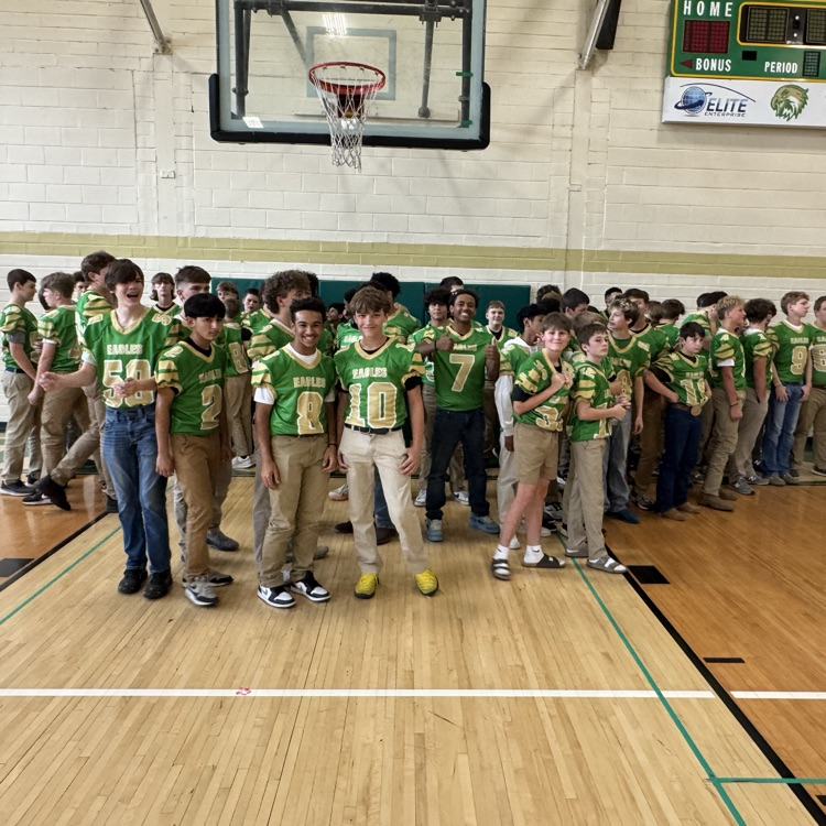 What a GREAT Thursday refreshment at GCTJHS! 🦅 We celebrated our September Students of the Month, recognized our Football, Cheer & Dance teams, and even enjoyed a game! What a way to celebrate our Jr. Eagles! 💚💛 #GreatDayToBeAJrEagle