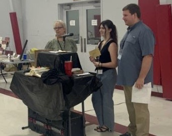student received her award