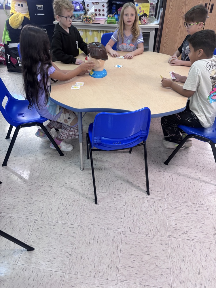 Art meets science! Mrs. Hanna’s class explored the human body through hands-on centers in the art room. What a fun way to combine creativity and learning!