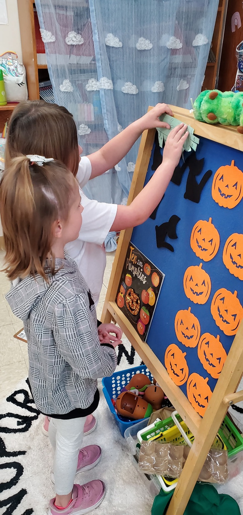 Mrs. Melissa's class had fun in Math: Counting and Identifying numbers with Bone Tally Marks in Grab, Rip, & Glue!