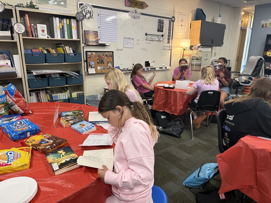 Students engaged in readiing.