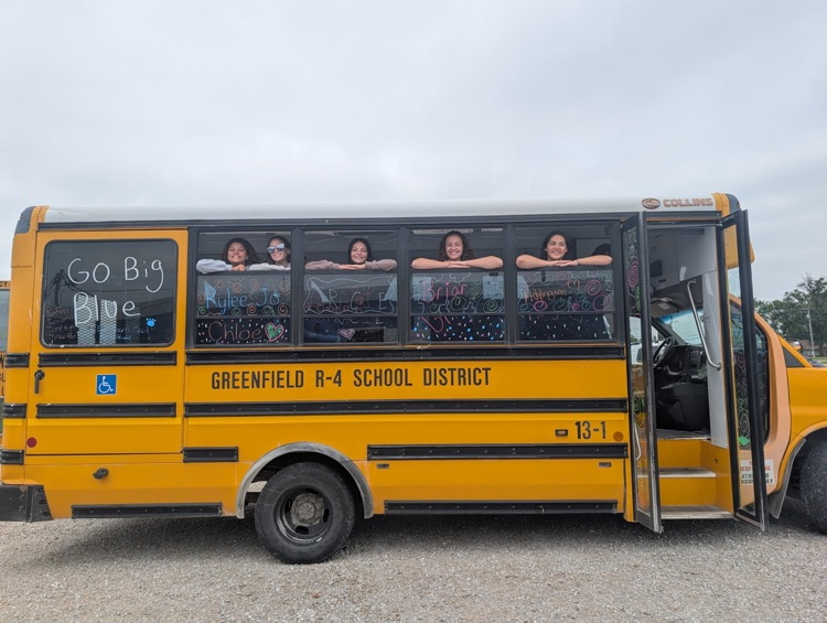 Girls off to state track!