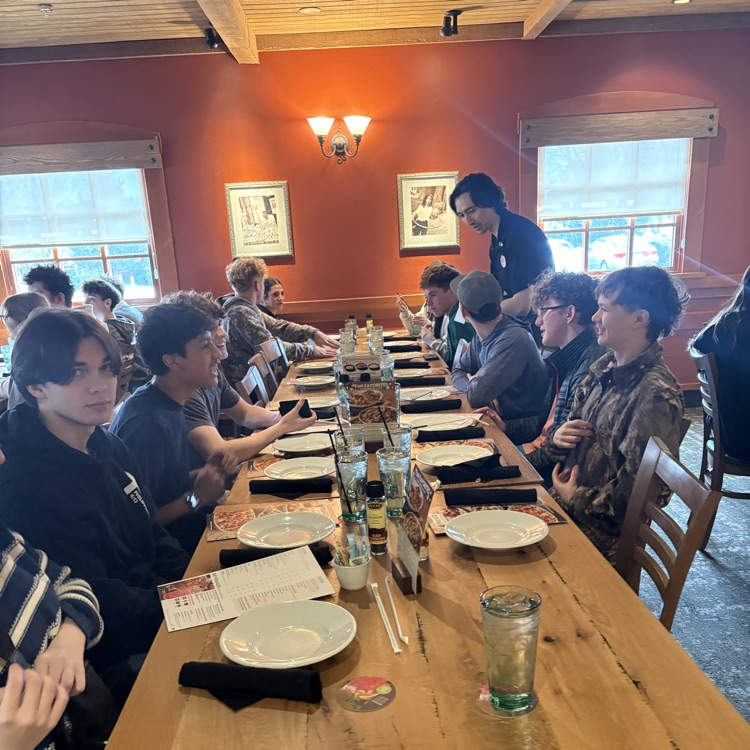 ghs students at olive garden