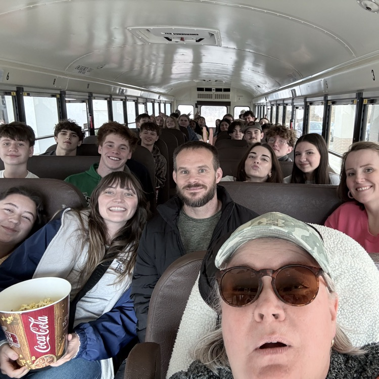 ghs students headed to olive garden