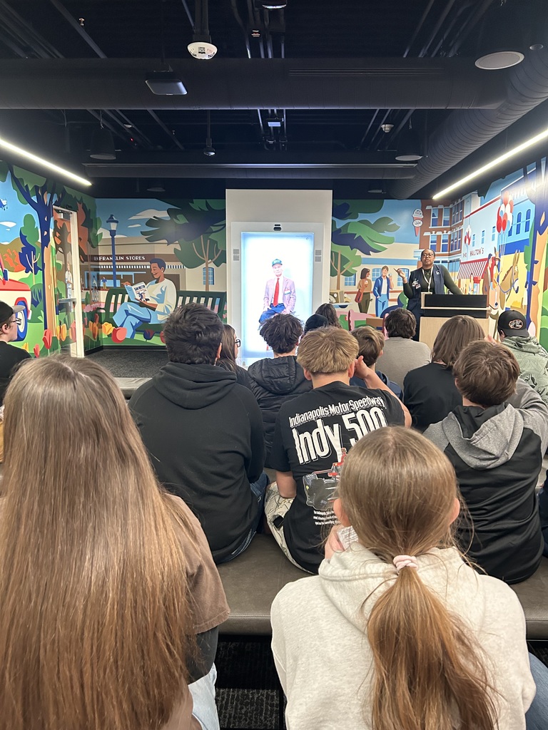 students at walton museum