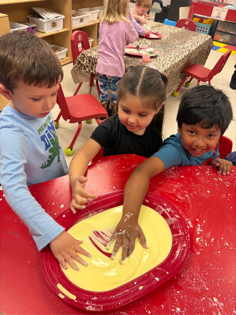 Preschool mixing ooblek