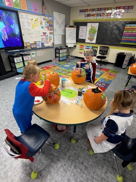 pumpkin decorating