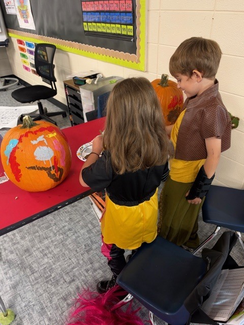 pumpkin decorating