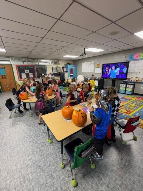 pumpkin decorating