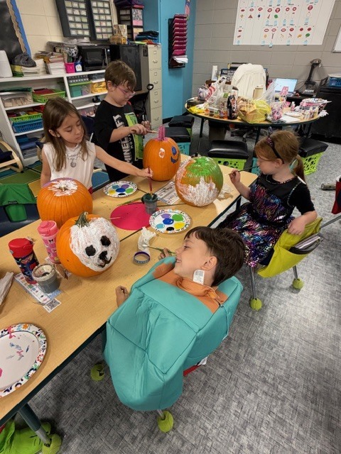 pumpkin decorating