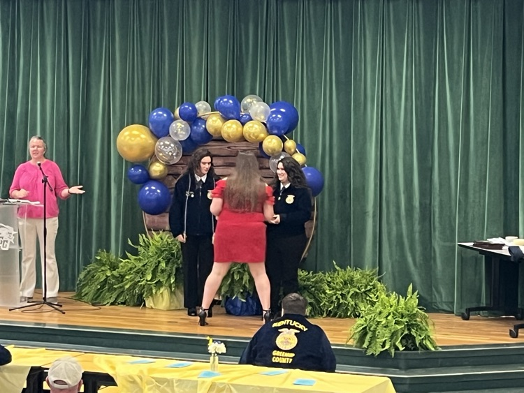 Jordan & Kelsie Willis - Jack McCleese Work Horse Award