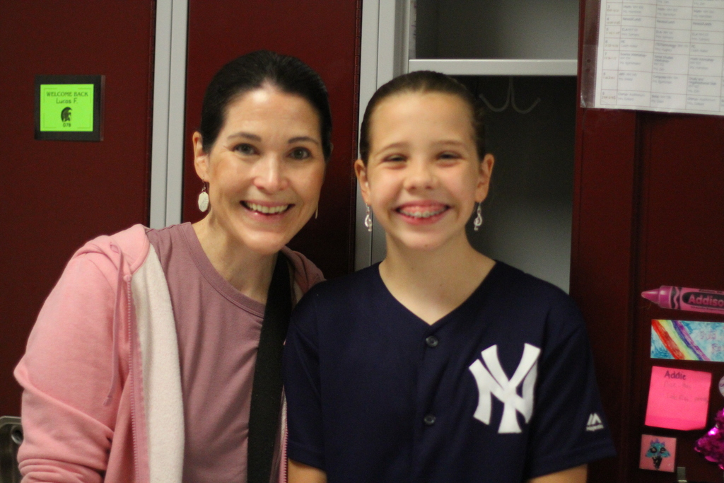 6th grade locker day