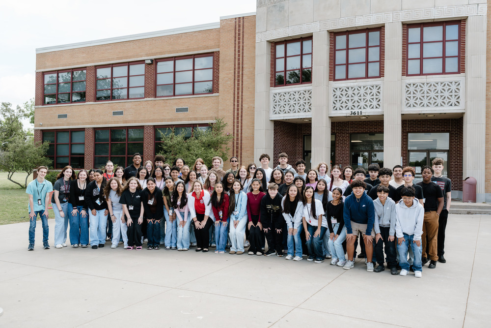 ECHS Class of 2030 Group Photo