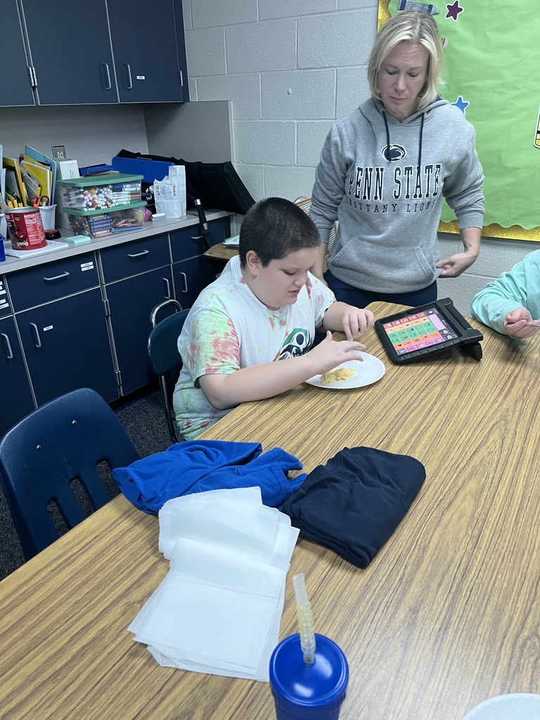 Student eating pawpaw