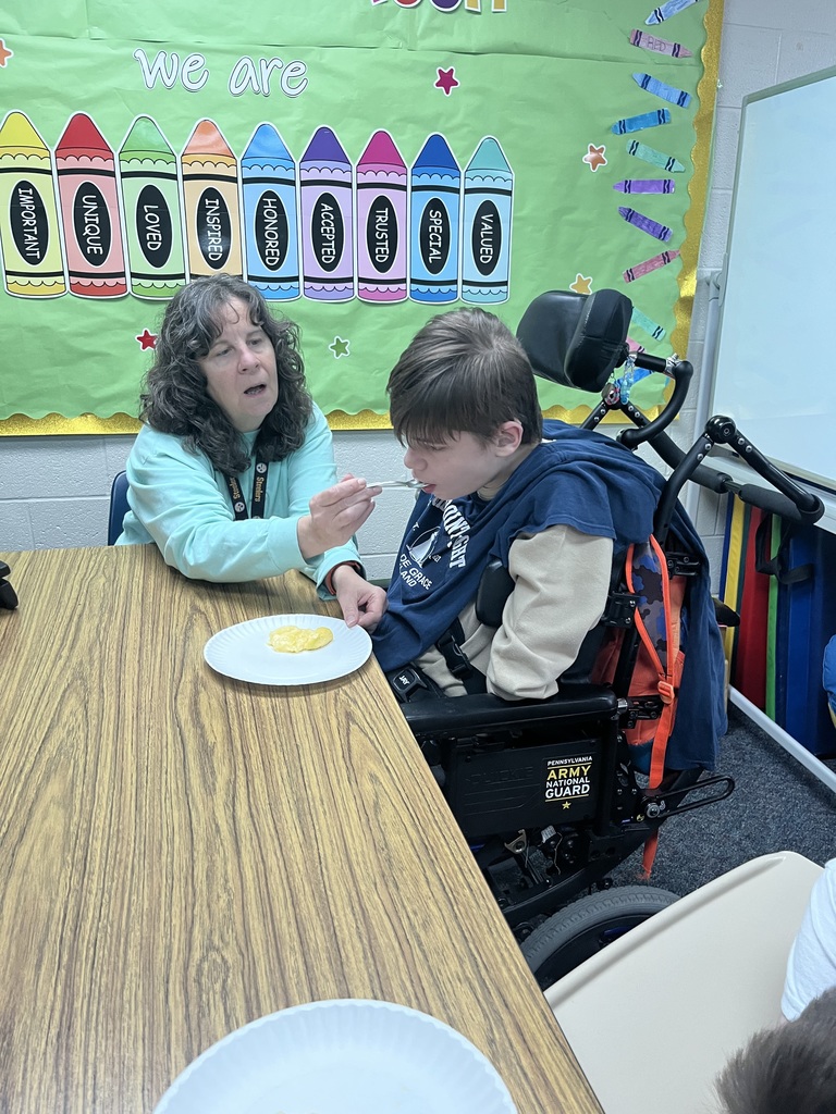 Student eating pawpaw