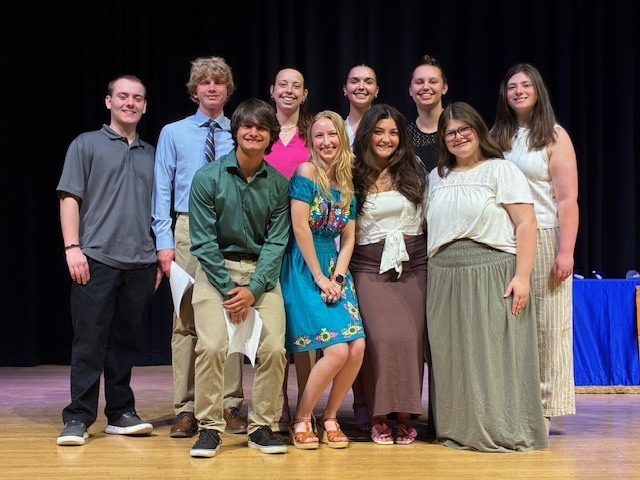 Senior members of the Greenwood Honor Society.
