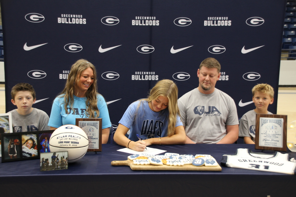 Kylah signing