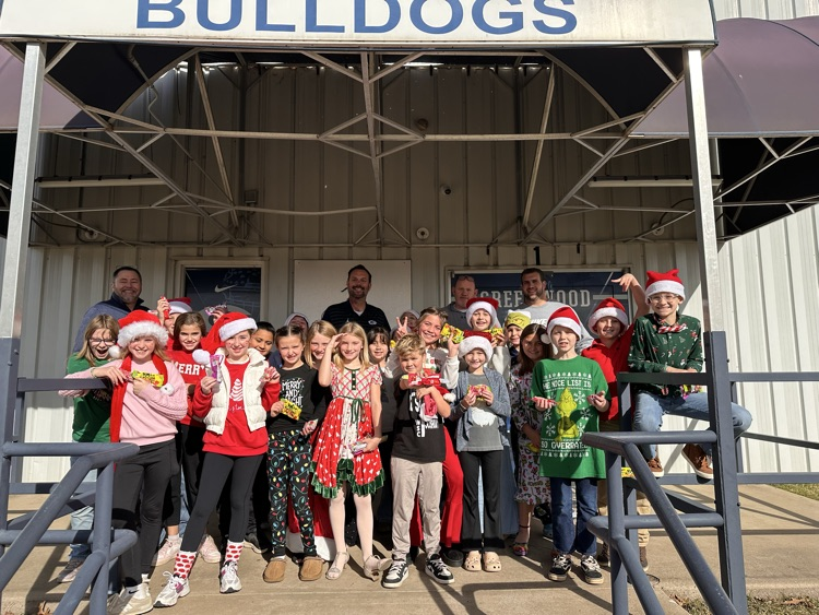 Mrs Bruce’s class caroling at the nursing home 