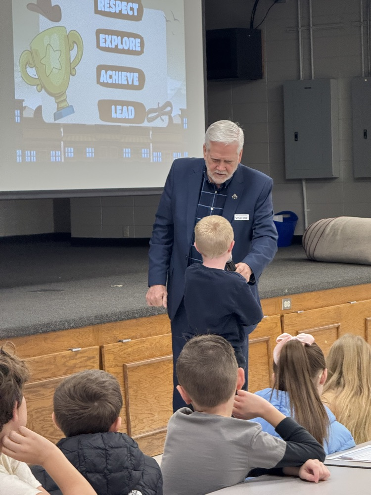Thank you to our community members Mayor Doug Kinslow, Dr. Allie Young-ACHE, Ty Clark - Rheem, and Andy & Jeanette Jones with Jones Home Builders and Truvi Realty for coming and talking to our kids about their respective careers!