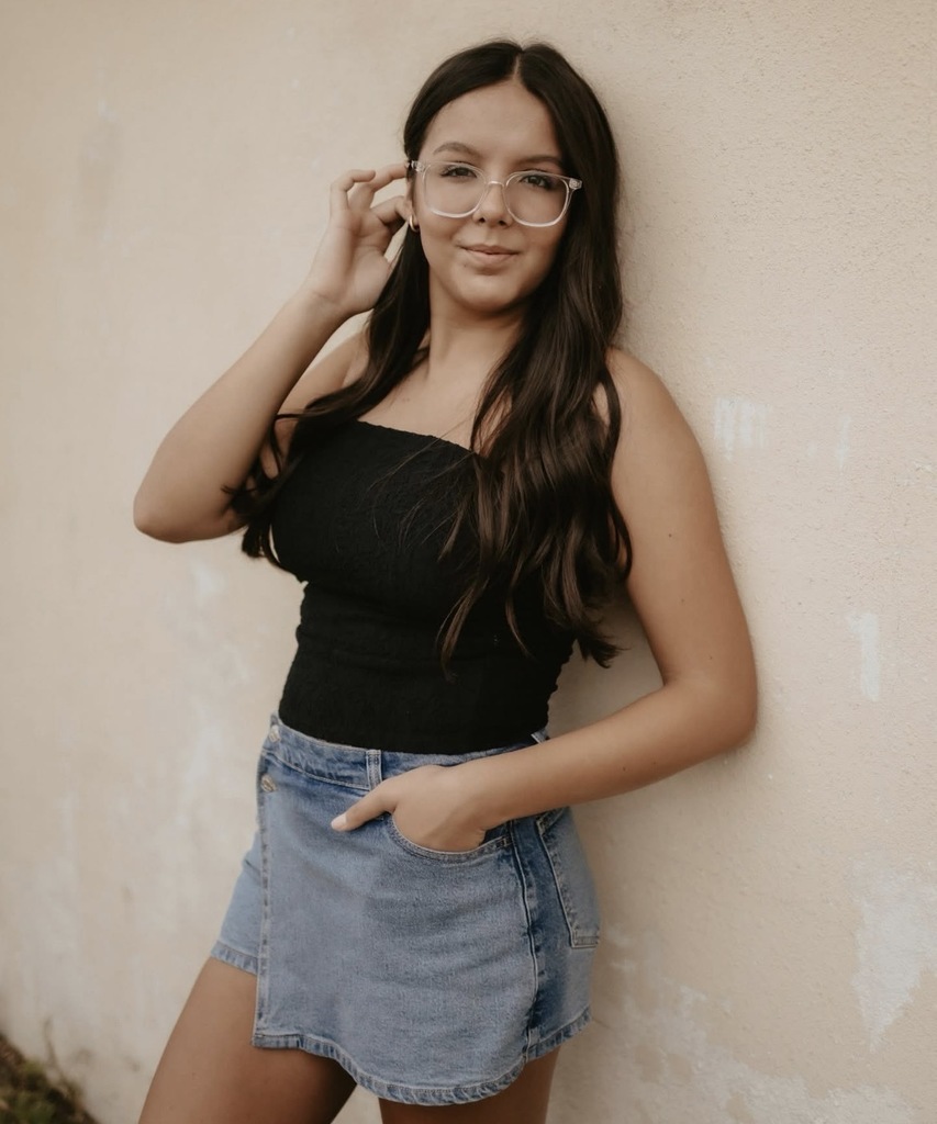 Senior Spotlight - Alivia Perez