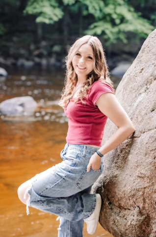 Senior Spotlight - Cierra Ninham