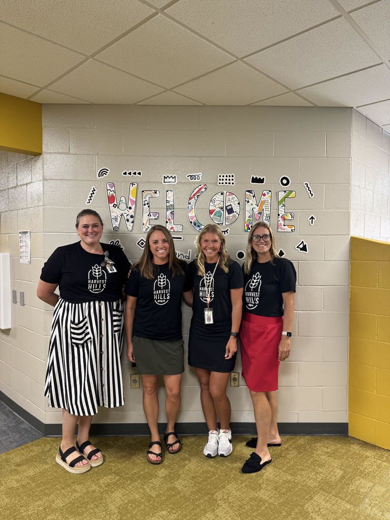 Harvest Hills Staff Photo - Teachers Smiling