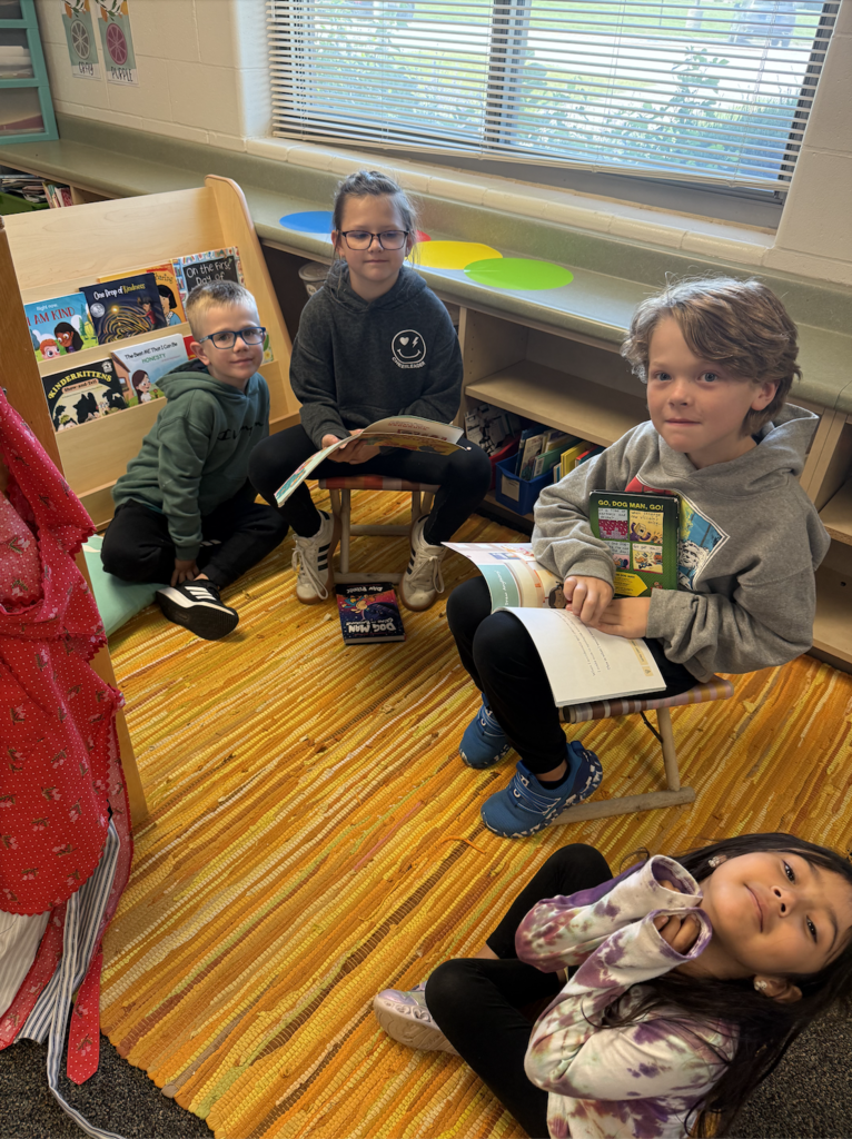 buddy classes reading together